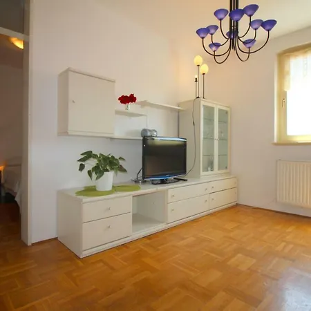 Apartment - City Centre *
